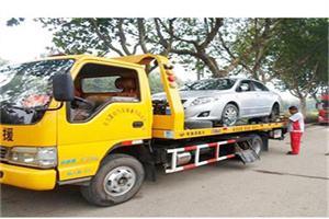 乌伊岭区附近24小时汽车拖车服务热线